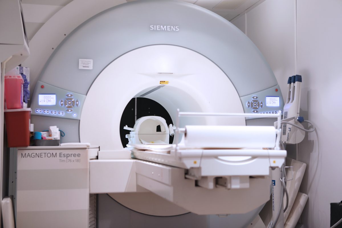 Metrolina-Neurological-Associates-Open-Bore-MRI-Machine