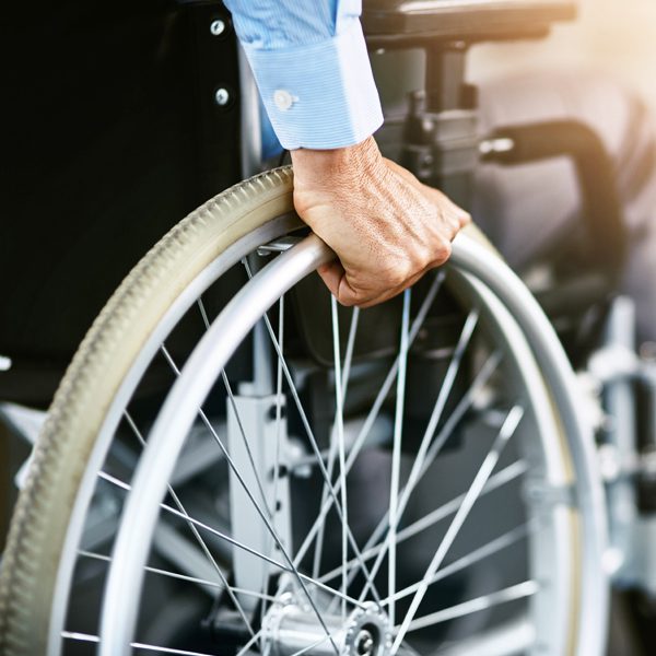 Metrolina-Neurological-Associates-man-in-wheelchair-multiple-sclerosis